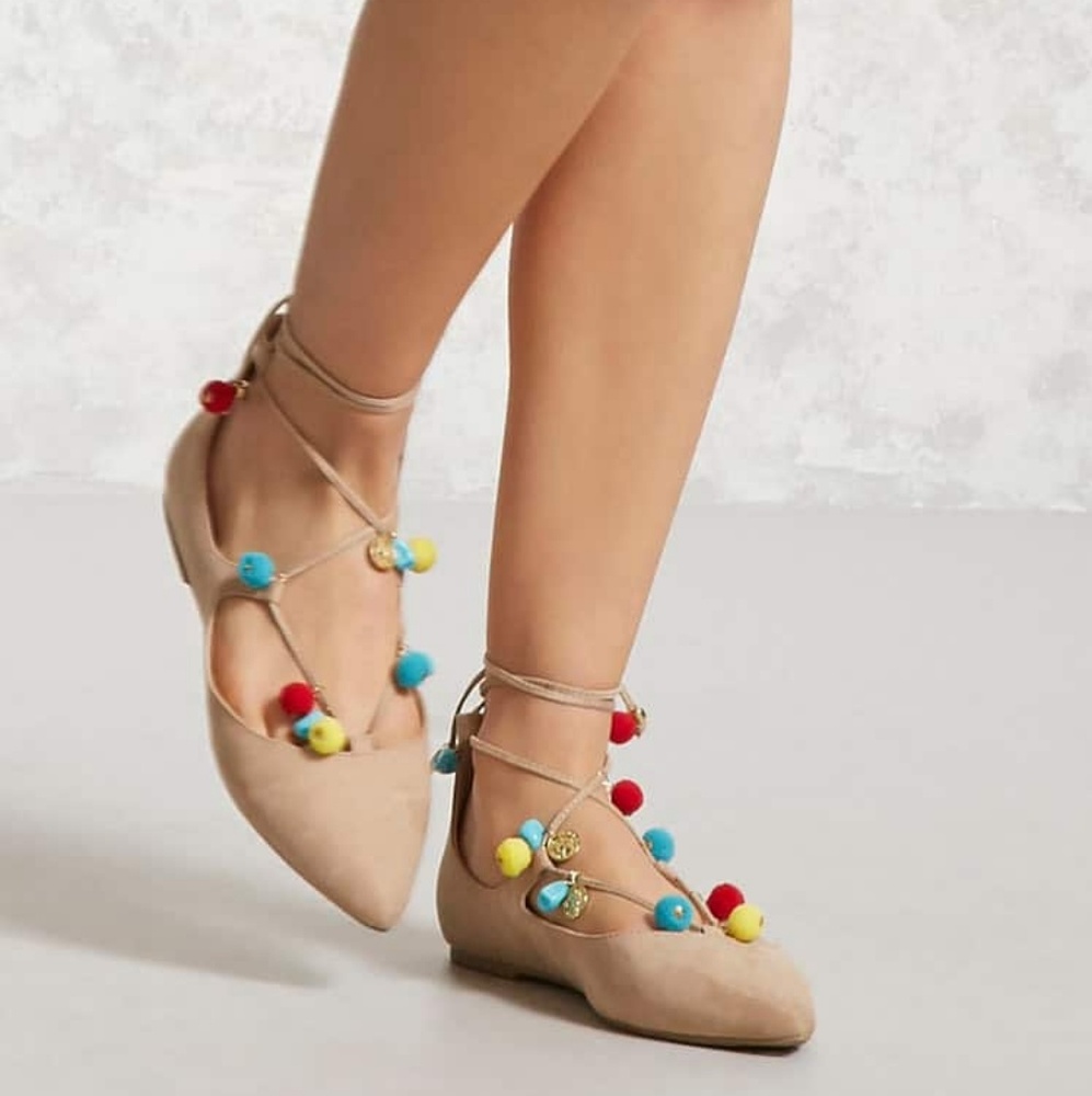 Faux Suede Lace Up Flats 5.5 ๐๐ - Picture 2 of 3
